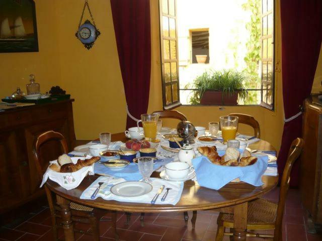 Le Pra De Pe Bed & Breakfast Cotignac Bagian luar foto